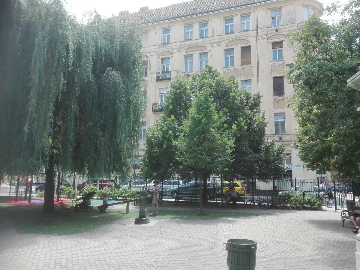 A Quiet Place In The Heart Of The City Budapest Exterior foto
